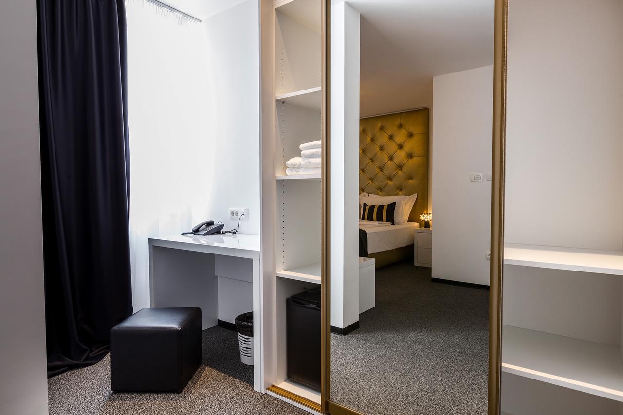 B Gold Luxury Frühstückspension 4*